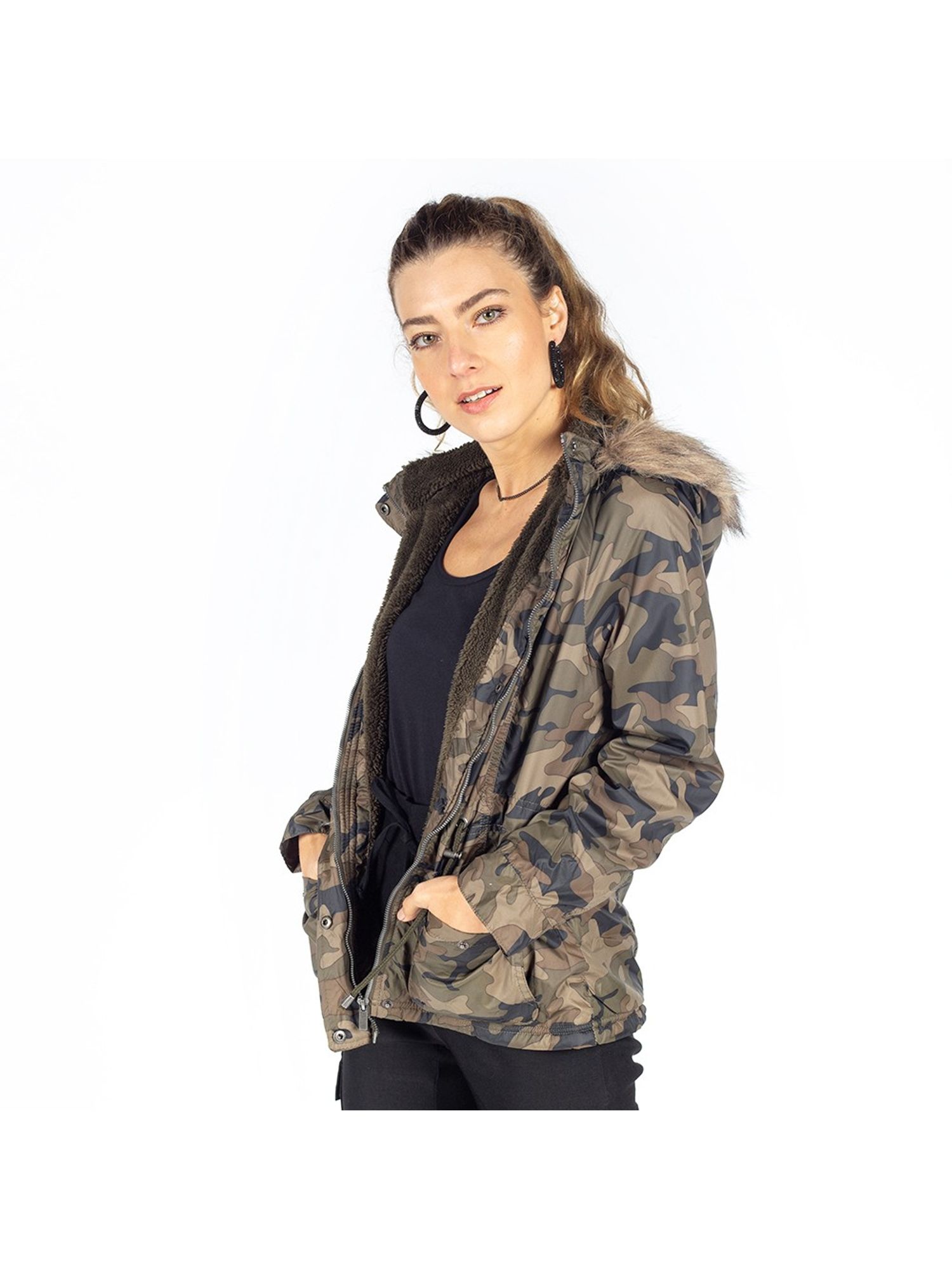 Jaqueta parka sale camuflada feminina