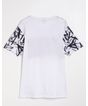 623579001-camiseta-manga-curta-masculina-recortes-estampa-branco-p-df9