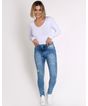 658159001-calca-cigarrete-jeans-feminina-barra-desfiada---jeans-medio-jeans-medio-36-d2a