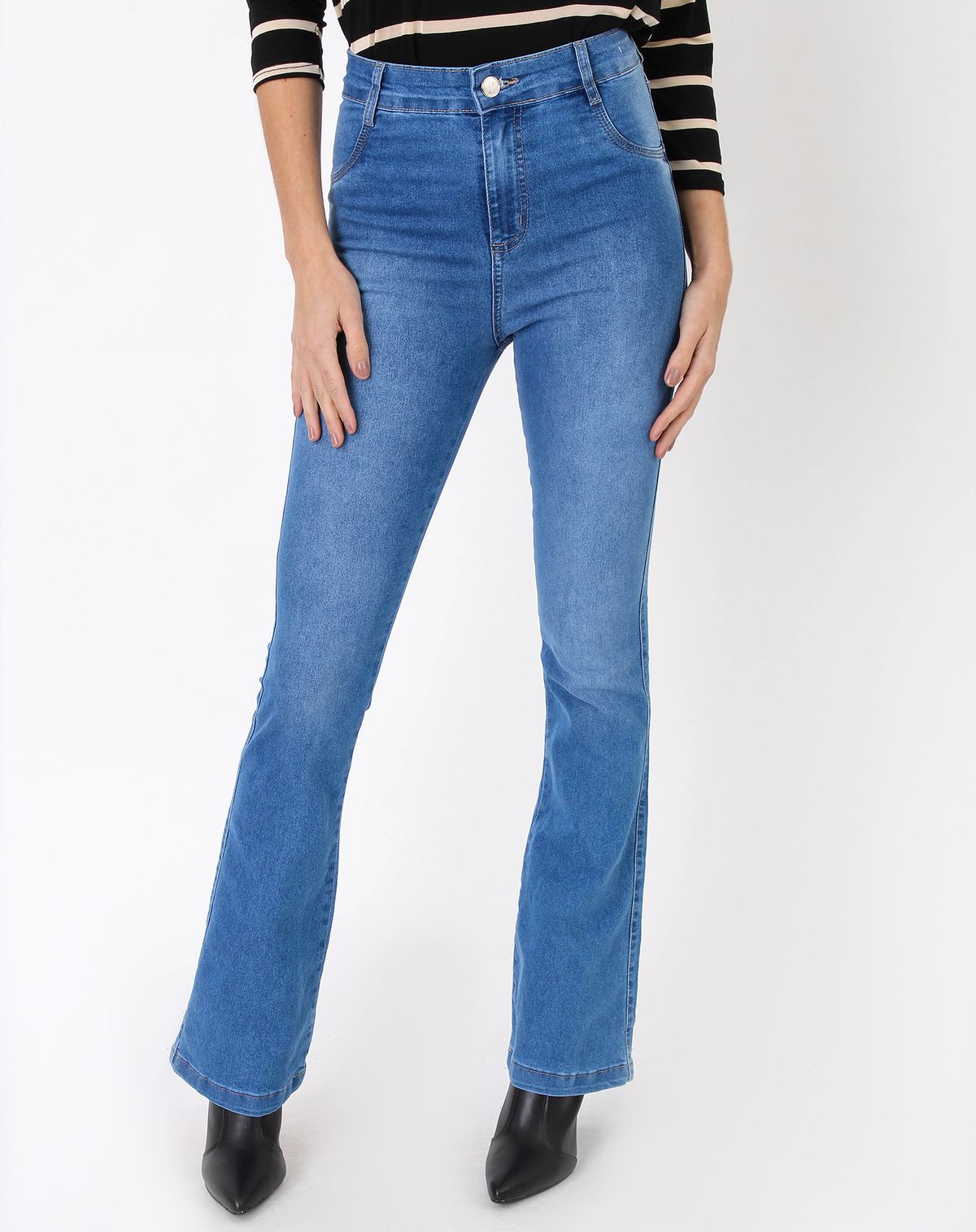 661415019-calca-jeans-flare-feminina-basica---jeans-claro-jeans-claro-36-125