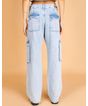 673727001-calca-jeans-estonada-feminina-wide-leg-cargo-jeans-claro-36-894