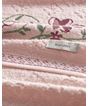 689337001-toalha-de-banho-karsten-bordada-floral-rose-u-0b2