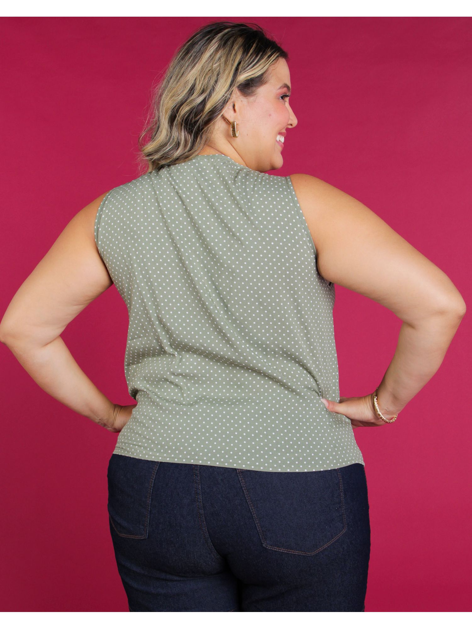 Regata Feminina Plus Size Estampa Poá - lojasbesni