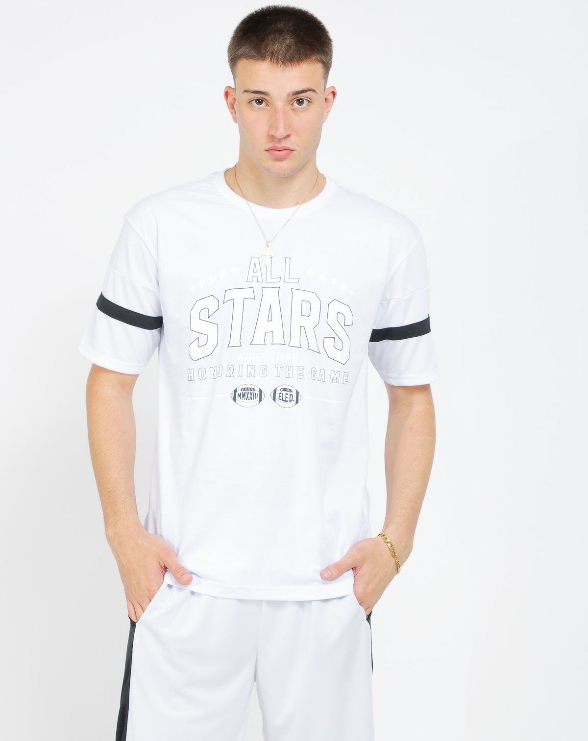 677854001-camiseta-manga-curta-masculina-estampa-all-star-recortes-branco-p-cc9