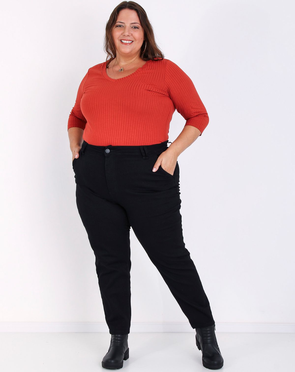 Calça Jeans Mom Feminina Plus Size jeans black - 46