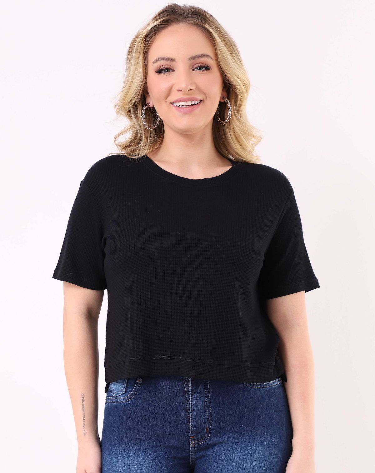 Blusa Manga Curta Feminina Texturizada preto - p