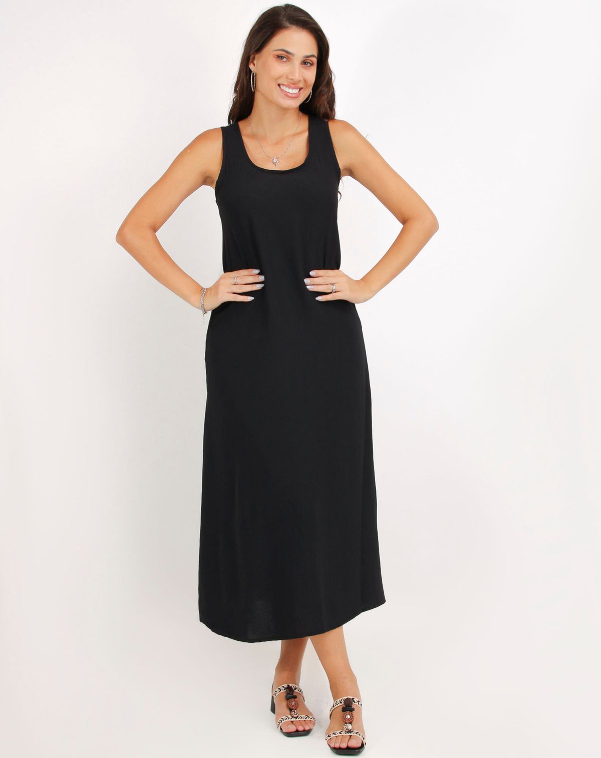 Vestido Longo Feminino Básico preto - p