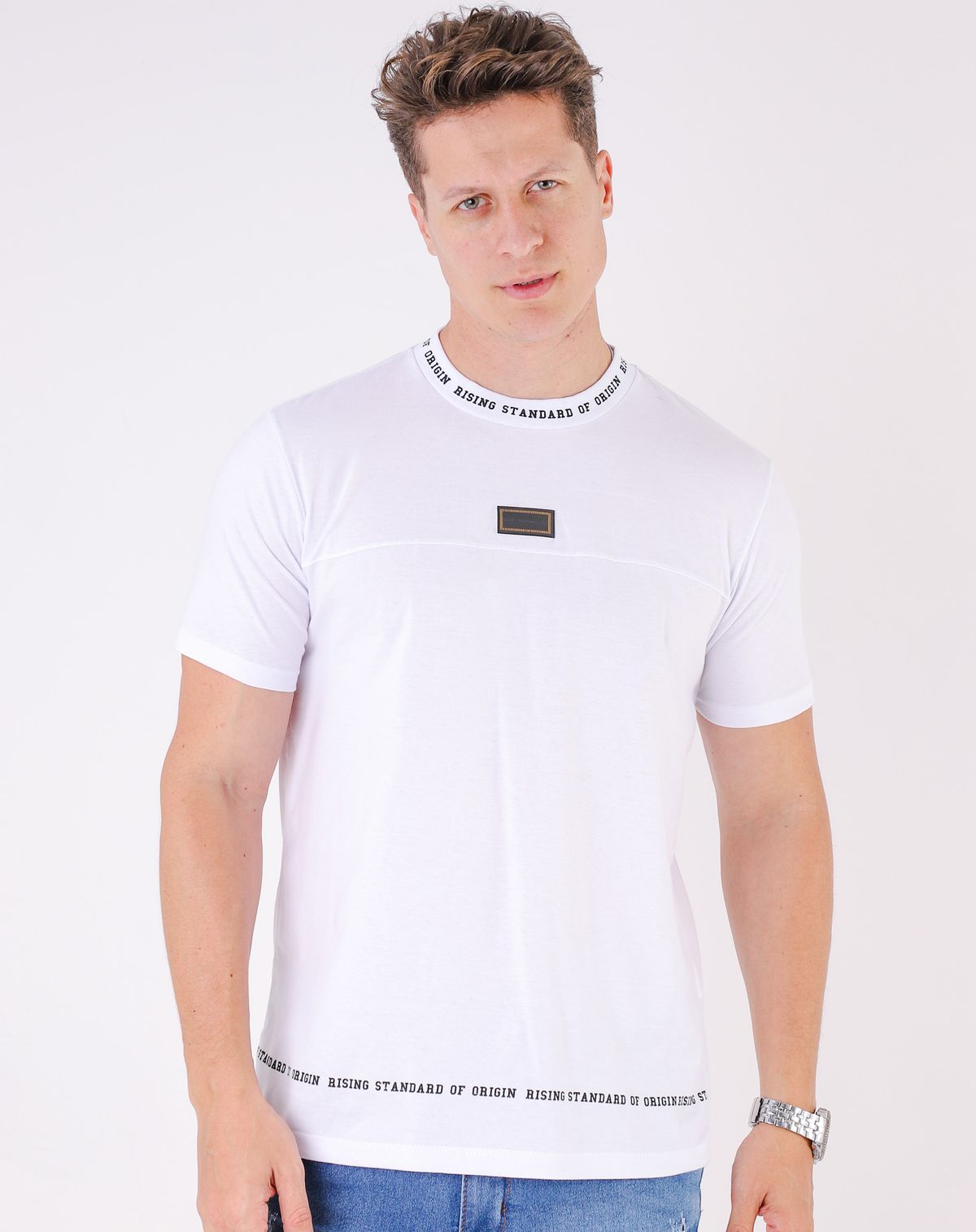 Camiseta Manga Curta Masculina Recortes Com Lettering branco - g