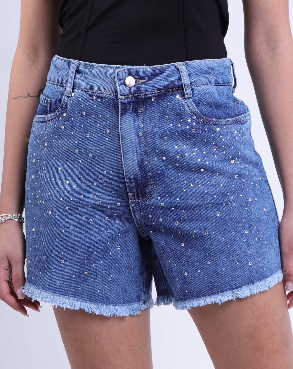 Short Feminino Jeans Strass Barra Desfiada jeans mÉdio - 36