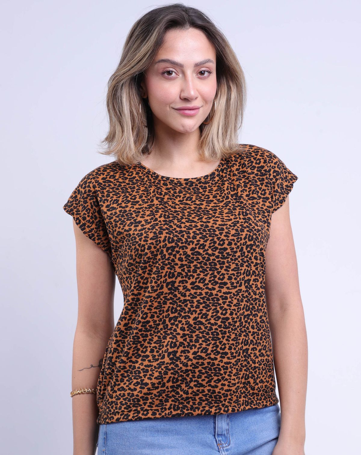 Blusa Feminina Manga Curta Decote Costas Vazado Animal Print animal print - p