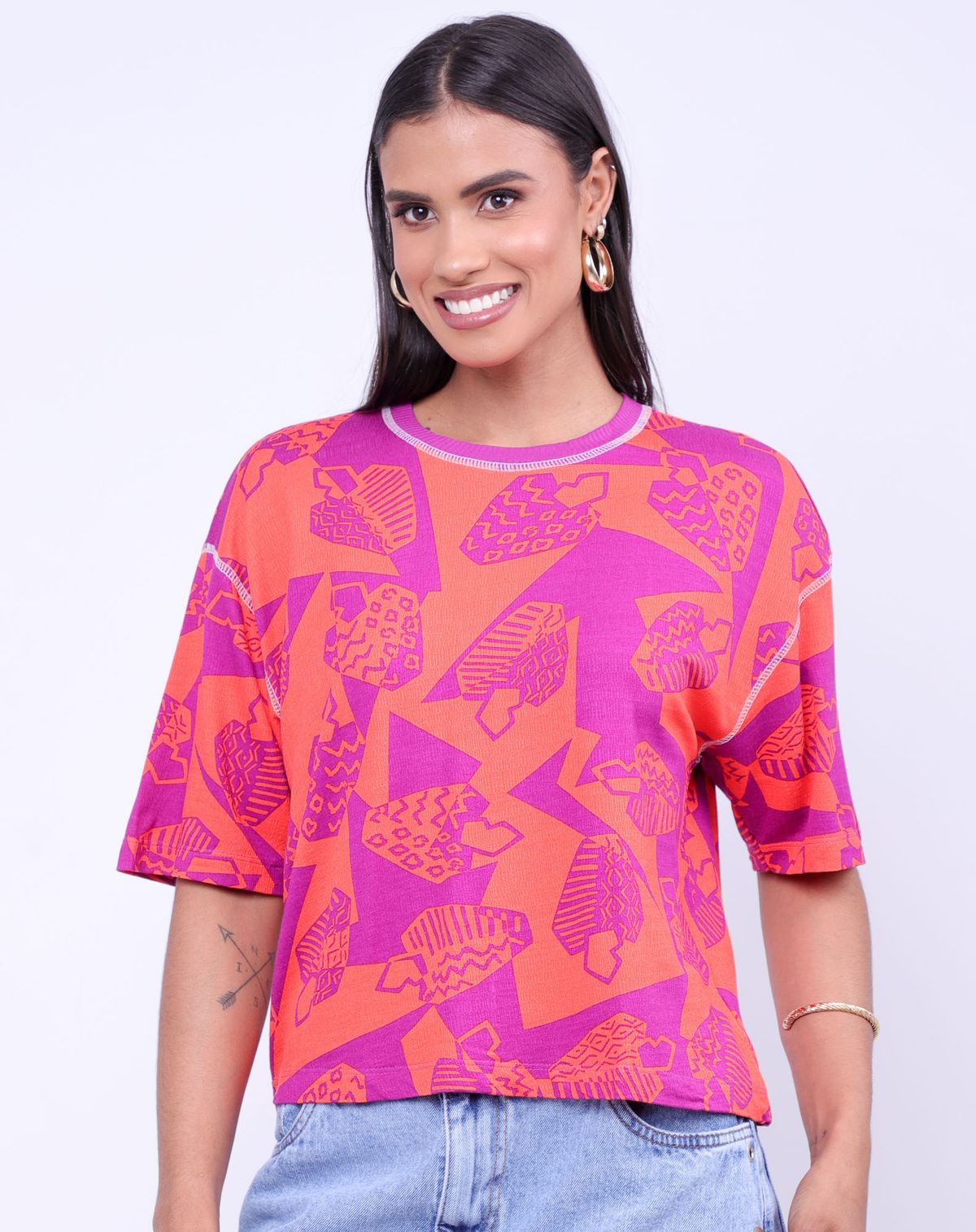 Blusa Feminina Manga Curta Estampa Cajú laranja - p