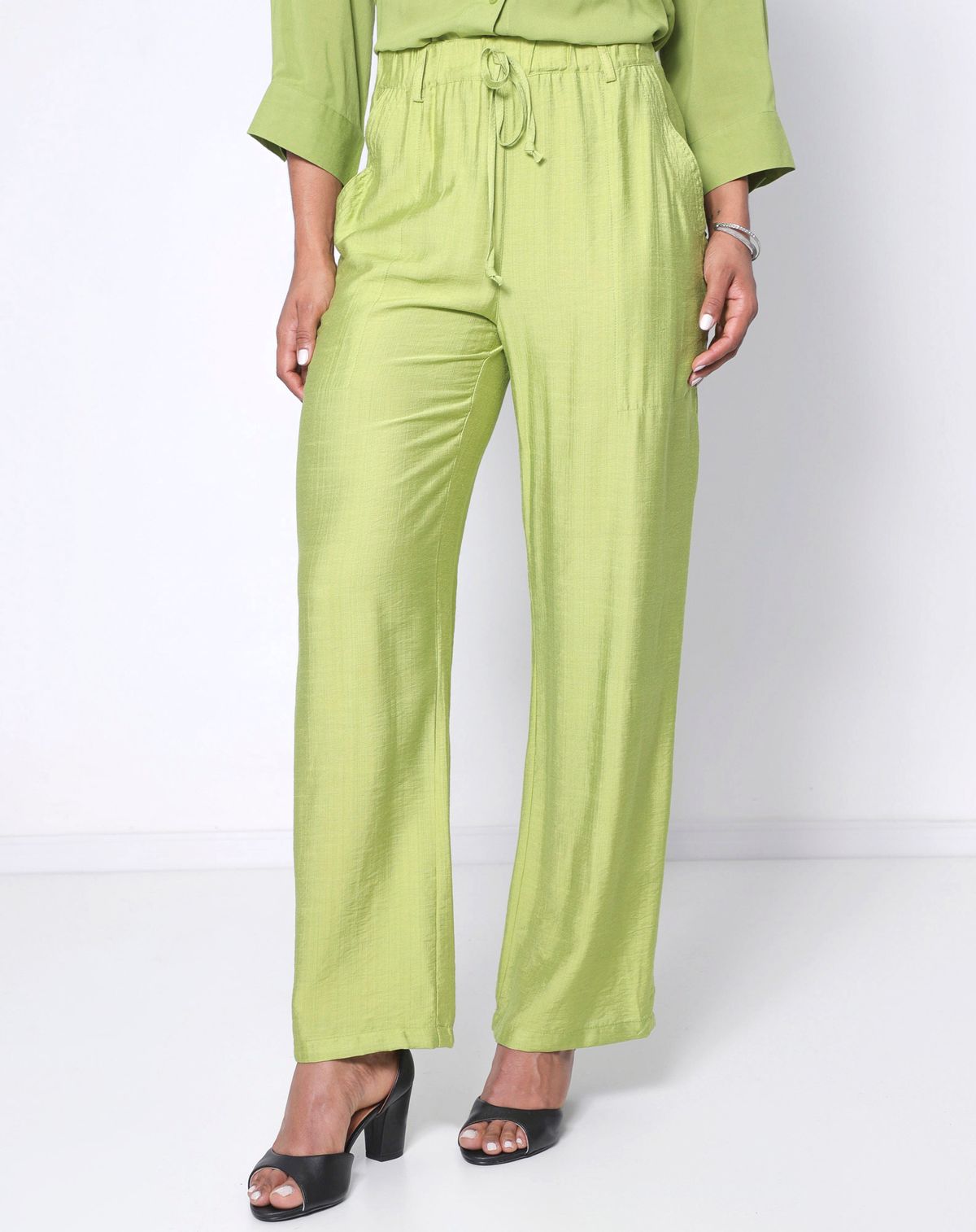 Calça Alfaiataria Feminina Pantalona verde - m