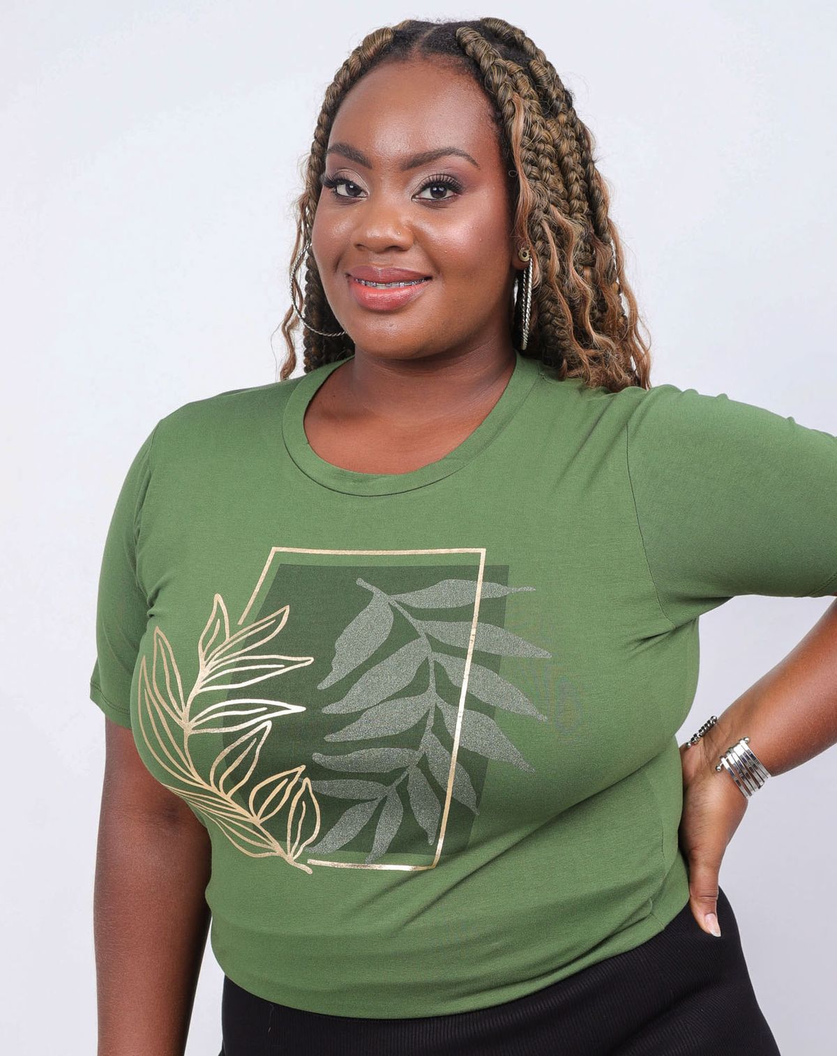 Camiseta Feminina Plus Size Estampada verde - g1