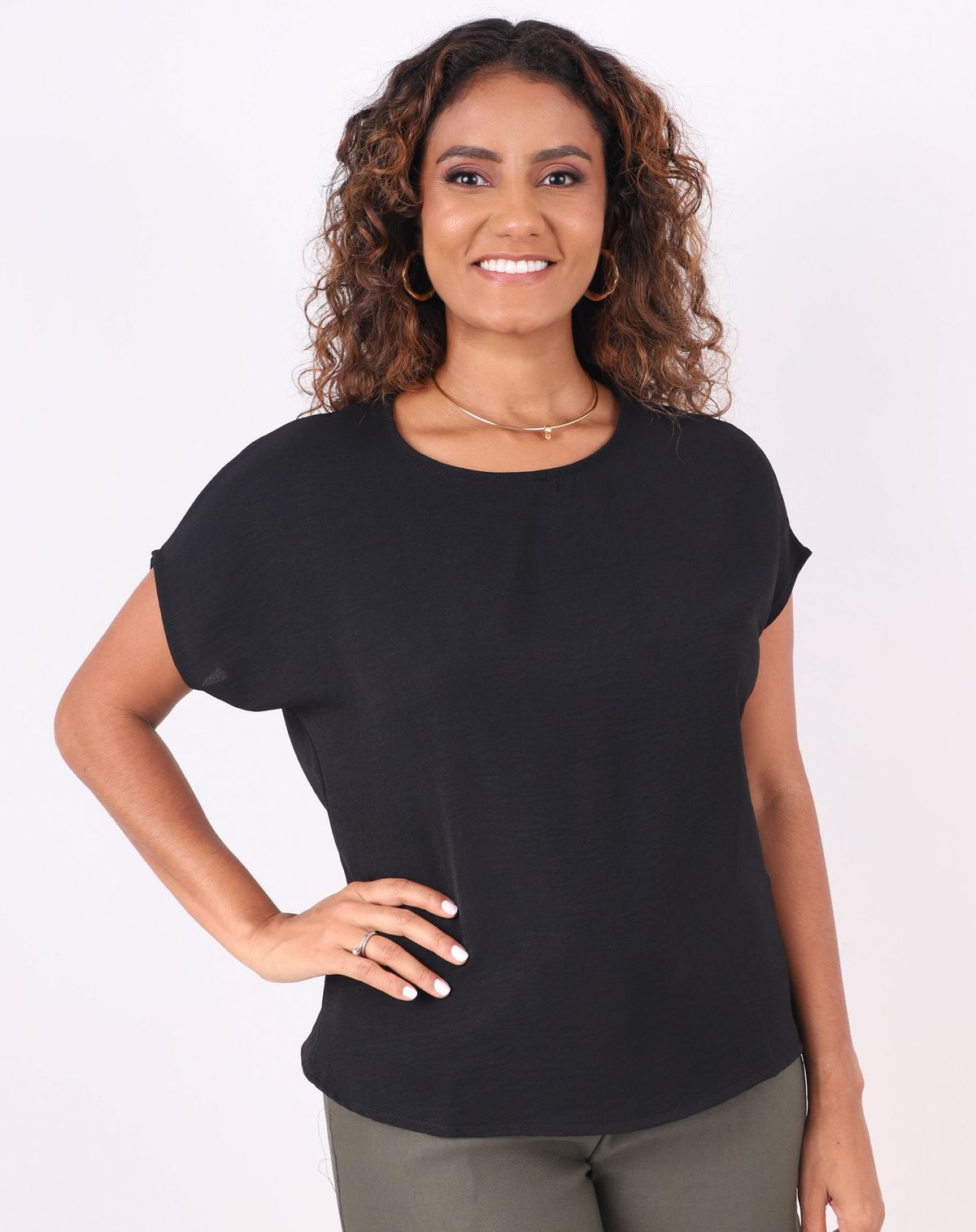 Blusa Malha Feminina Manga Curta Básica preto - m