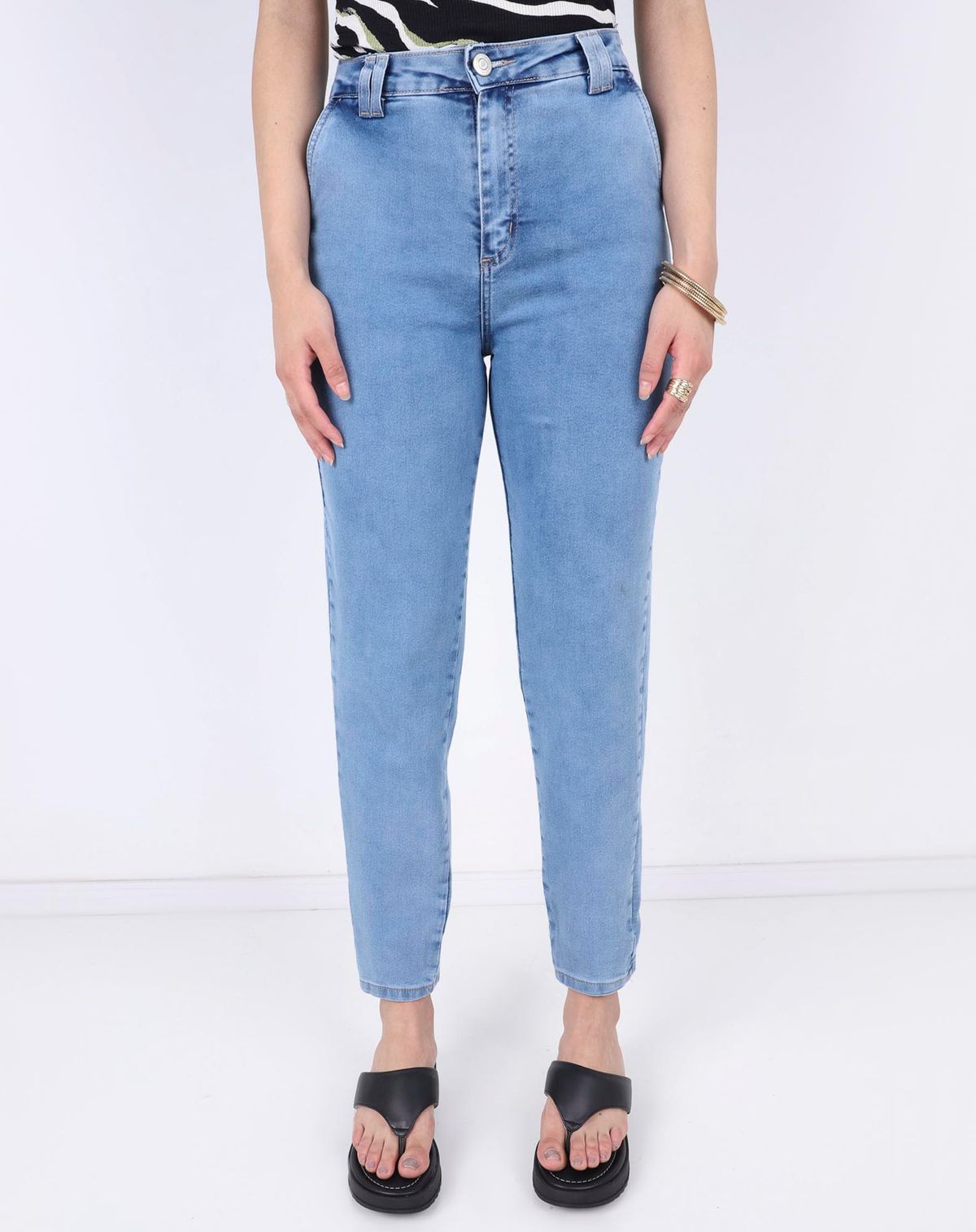 Calça Mom Jeans Feminina Casual jeans claro - 36