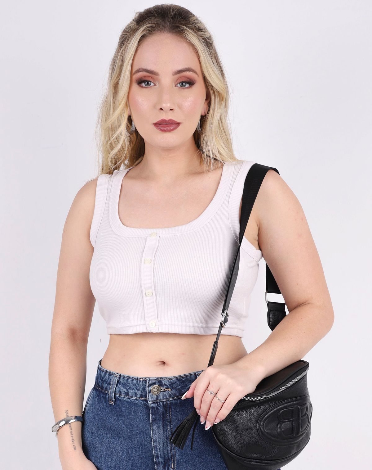 Regata Cropped Feminina Básica Casual bege - p